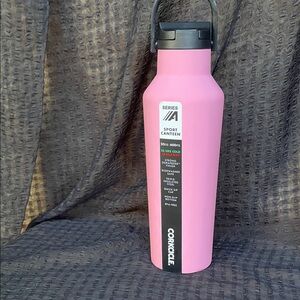 🦋 NWT Corkcicle Series A Pink Sport Canteen 20 ounces